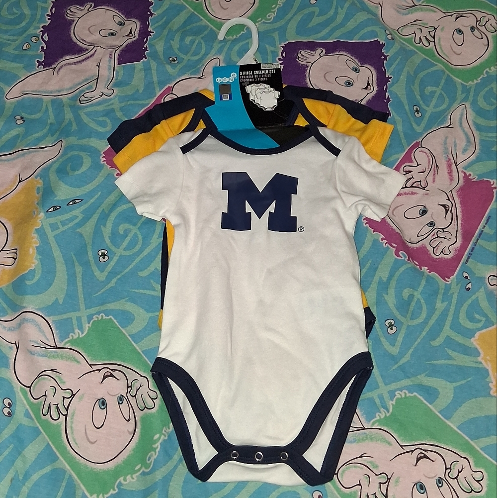 New 3 Pack Michigan Wolverines Baby Onsies